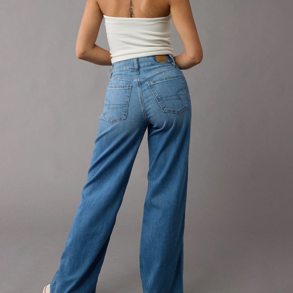 American Eagle Outfitters Blue Flare Wide Leg Jeans - Picture 2 of 3
